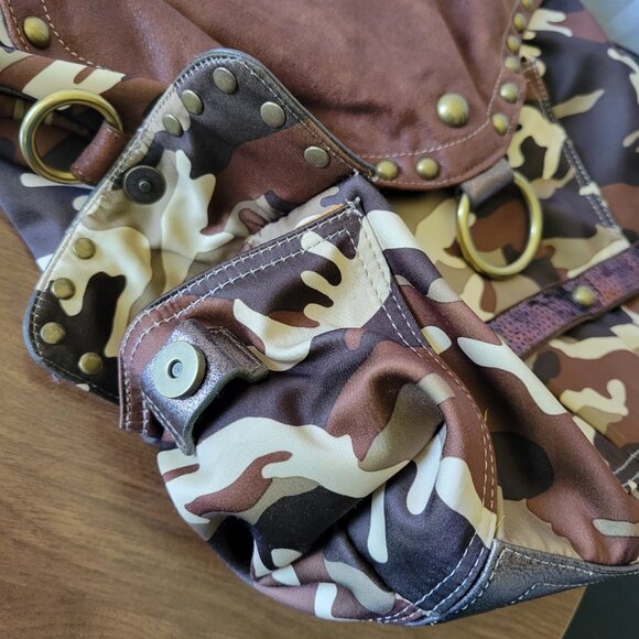 Kathy Van Zeeland Brown Camouflage Shoulder Bag.  Hobo Style camo print purse - Picture 6 of 16